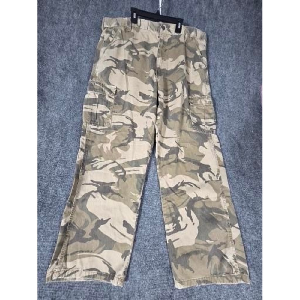 Wrangler Authentics Mens Camouflage Cargo Pants Green Tan Size 44x29 Relaxed Fit